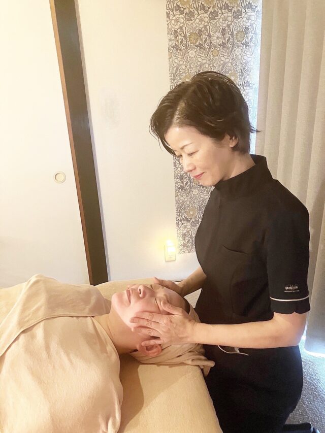 ④骨格調整（小顔矯正）